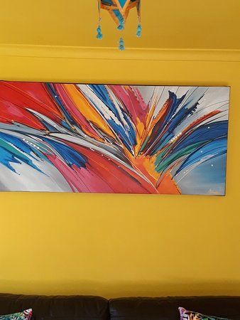 Apichart art gallery